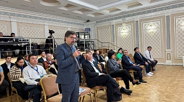  «Деректерді басқару жүйелері» тақырыбындағы дөңгелек үстел